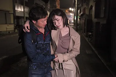 đưa đồng nghiệp nữ làm chung công ty nhậu say xỉn vì cãi nhau với người chồng về nhà