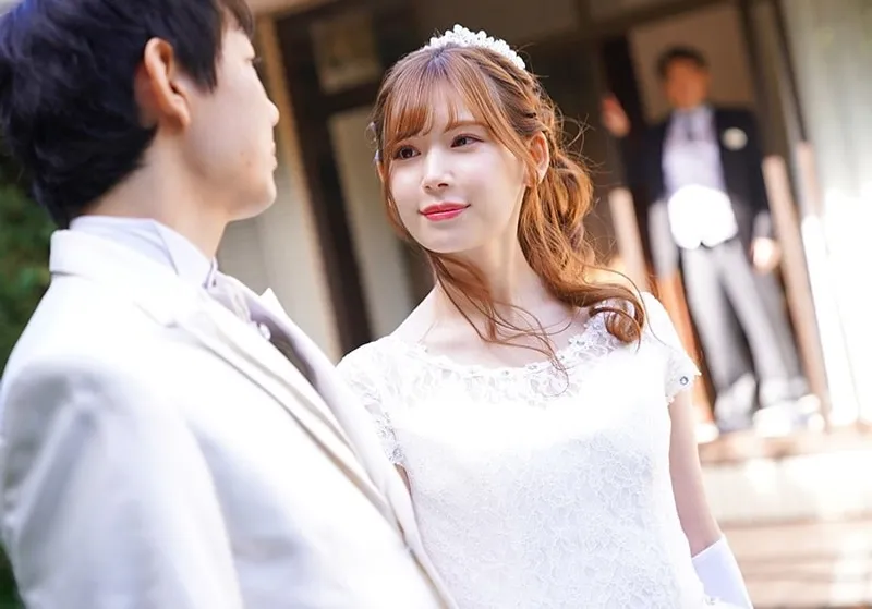 Bố chồng yêu địt bạn gái của con trai ngay sau lễ cưới của con trai